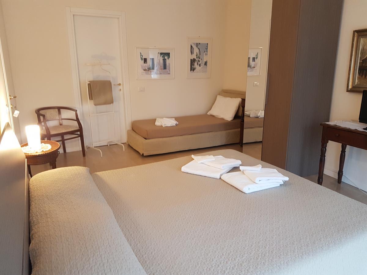 Ai Due Vecchi Ulivi Bed and Breakfast Garlate Εξωτερικό φωτογραφία